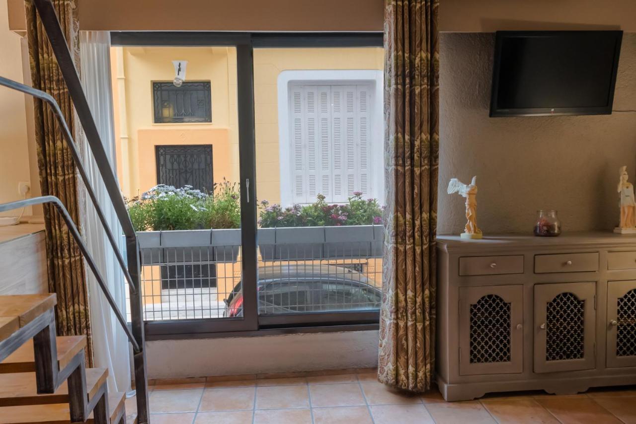 The Heart Of Plaka Apartment Athens Exterior photo